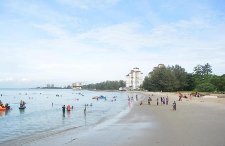 Seafront Sunsetspa Porto Dickson Exterior foto